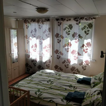 Kanepi Accommodation Apartment アパート ヴィリャンディ